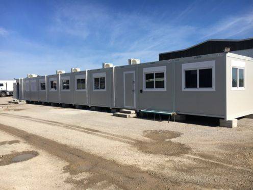 Fabrication de bureau sur-mesure en bâtiment modulaire à Nîmes dans le Gard